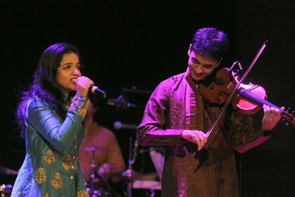 Teaching Music the SaPa Way : In Conversation With Bindu & Ambi Subramaniam